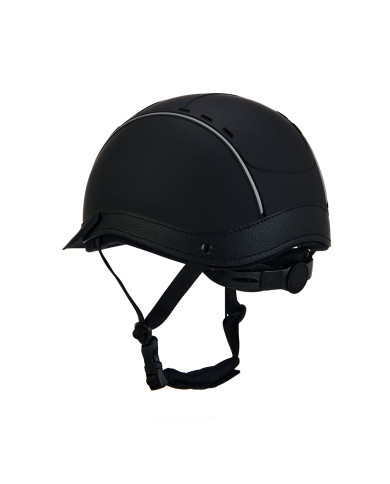 Cap ultra-light con logo frontale e inserti in pelle.