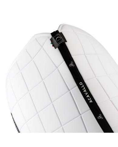 SQUARE DRESSAGE SADDLE PAD W/SQUARE BACK CORNER
