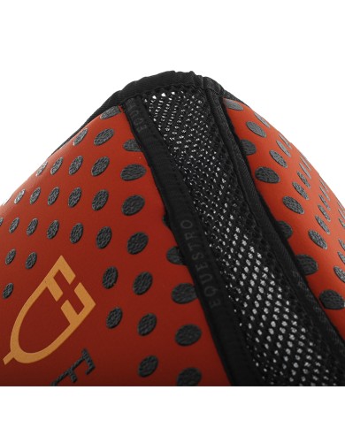 COMPENSA. EQ. IN M.FOAM CON GRIP, TESSUTO TRAFORATO SUL GAR. LOGO GIALLO