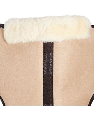 CLOSE CONTACT MEMORY FOAM 1/2 PAD W/SHEEPSKIN