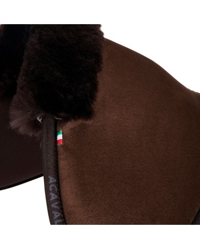 CLOSE CONTACT MEMORY FOAM 1/2 PAD W/SHEEPSKIN