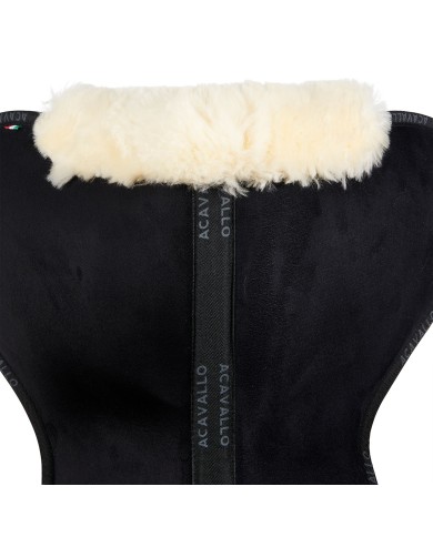 CLOSE CONTACT MEMORY FOAM 1/2 PAD W/SHEEPSKIN