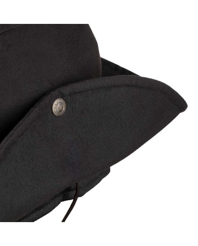 CAPPELLO IN TESSUTO CERATO