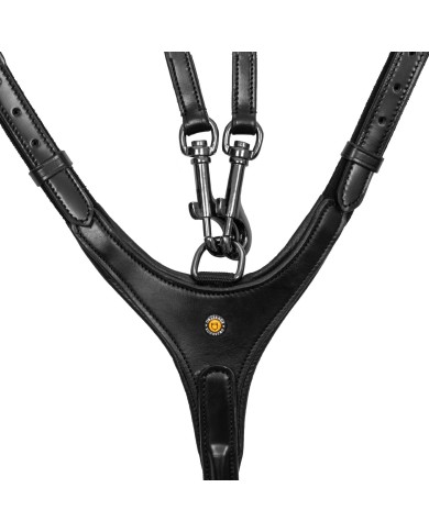 BREASTPLATE WITH REMOVABLE MARTINGALE BLACK FITTING
