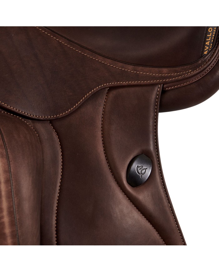 MANTEGNA DRESSAGE TILTED CANTLE SADDLE