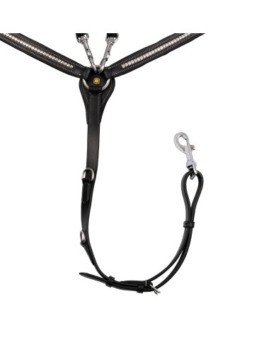 Pettorale con forchetta in pelle conciata e clincher argentato Pettorale con forchetta in pelle conciata e clincher argentato