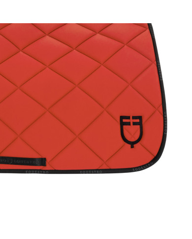 Sottosella da dressage in tessuto tecnico modello GP (difetto di cucitura logo) Sottosella da dressage in tessuto tecnico modello GP (difetto di cucitura logo)