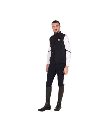 Smanicato uomo slim fit in tessuto tecnico Smanicato uomo slim fit in tessuto tecnico