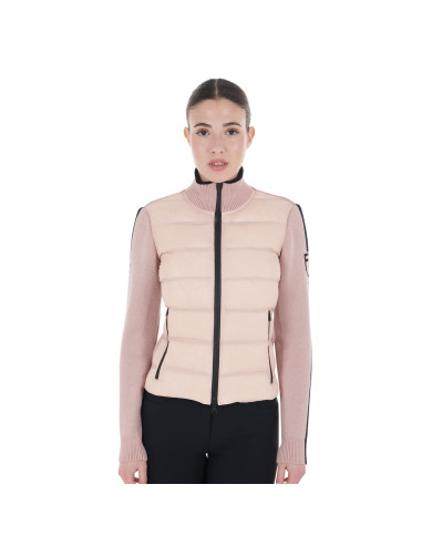 Piumino da donna in nylon e maglia con cerniera Piumino da donna in nylon e maglia con cerniera