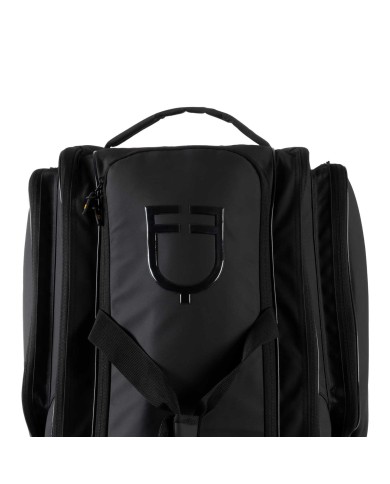 BOOTS BAG WITH A SMART BACKPACK DESIGN