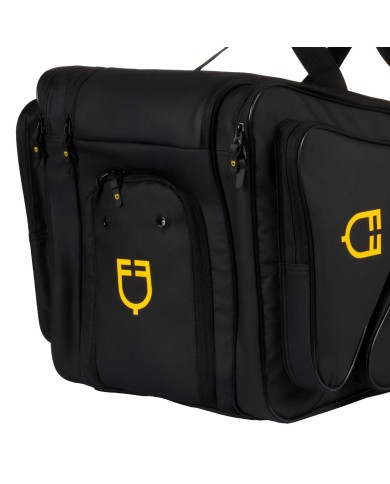 BOOTS BAG WITH A SMART BACKPACK DESIGN