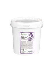 BISCOTTO VEGETALE PER CAVALLI GUSTO FRUTTI DI BOSCO 2,5 Kg)